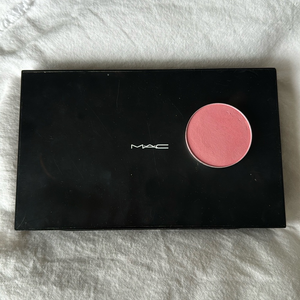 Mac Pinch O’ Peach blush